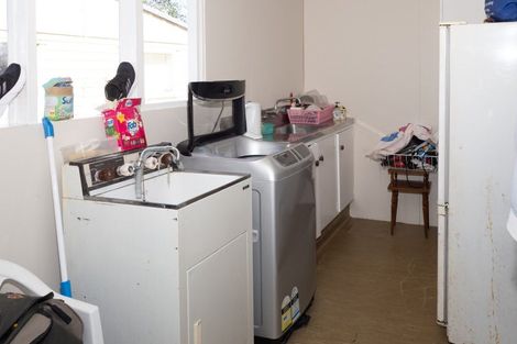 Photo of property in 82 Mcmurdo Street, Tinwald, Ashburton, 7700