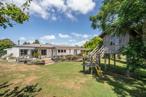 Photo of property in 93 Hall Road, Peacocke, Hamilton, 3282