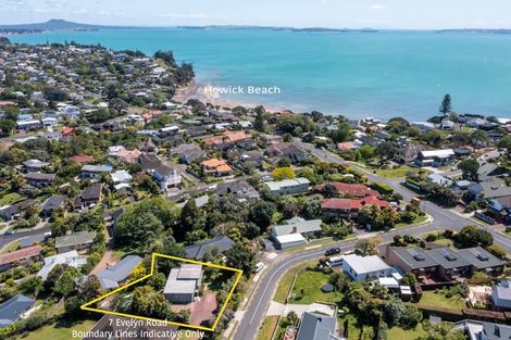 Photo of property in 7 Evelyn Road, Cockle Bay, Auckland, 2014