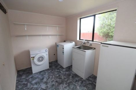 Photo of property in 90 Rhodes Street, Waimate, 7924