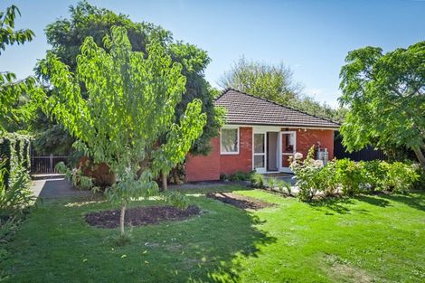 Photo of property in 1/104a Idris Road, Bryndwr, Christchurch, 8052