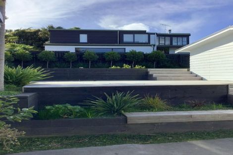 Photo of property in 2/21 Hythe Terrace, Mairangi Bay, Auckland, 0630