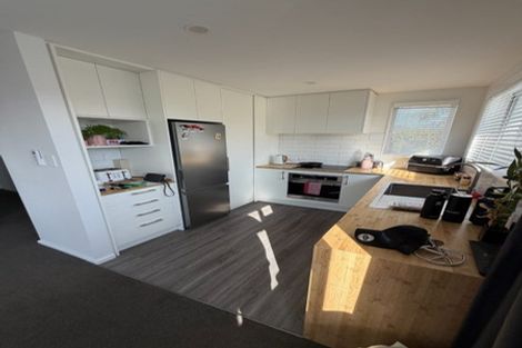 Photo of property in 1/272 Main North Road, Redwood, Christchurch, 8051
