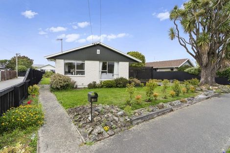 Photo of property in 12 Thompsons Road, Belfast, Christchurch, 8051