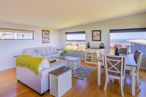 Photo of property in 7 Ocean Vista Lane, Paraparaumu, 5032