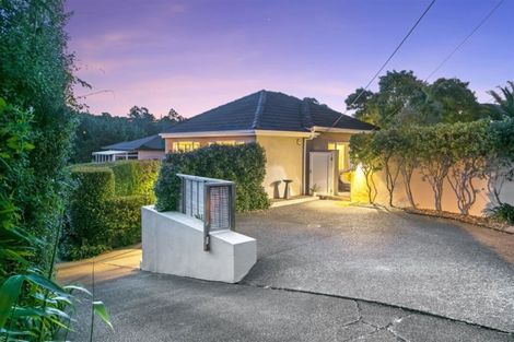 Photo of property in 104 Beach Road, Castor Bay, Auckland, 0620