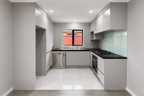 Photo of property in 37 Foxlaw Street, Randwick Park, Auckland, 2105