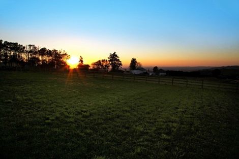 Photo of property in 78 Mile Road, Bombay, 2675