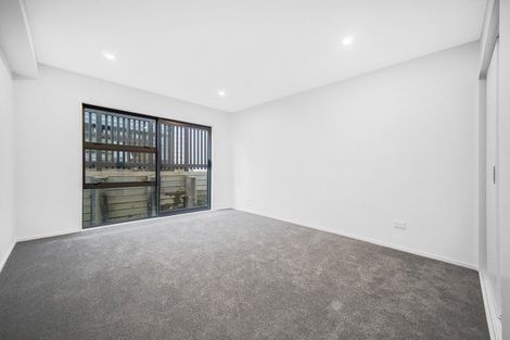 Photo of property in 4 Pleasant Way, Matakatia, Whangaparaoa, 0930