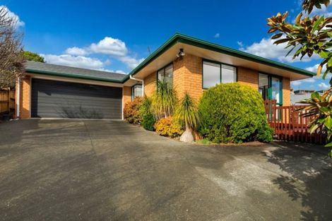 Photo of property in 7 Roberta Crescent, Orewa, 0931