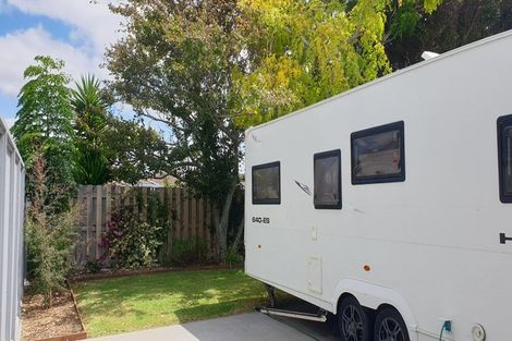 Photo of property in 2/249 One Tree Point Road, One Tree Point, 0118