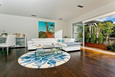 Photo of property in 3/37 Clifton Road, Hauraki, Auckland, 0622