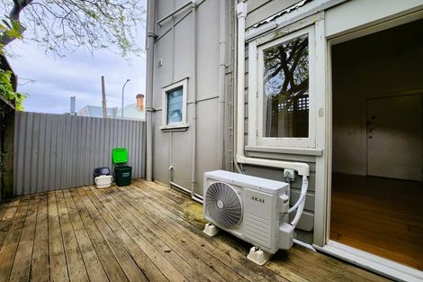 Photo of property in 31 Anne Street, Devonport, Auckland, 0624