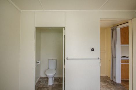 Photo of property in 33 Balmoral Street, Oamaru North, Oamaru, 9400