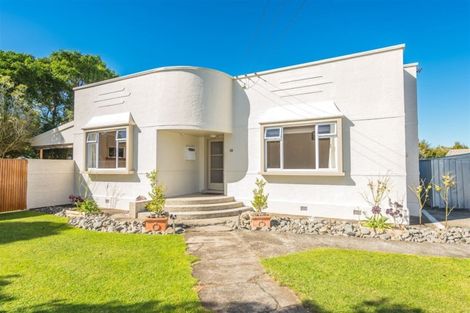 Photo of property in 18 Delhi Avenue, Aramoho, Whanganui, 4500