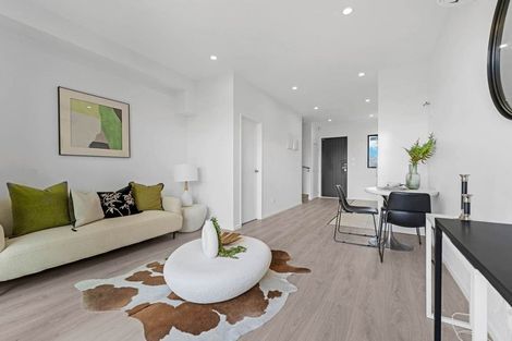 Photo of property in 5/17 Barneys Farm Road, Clendon Park, Auckland, 2103