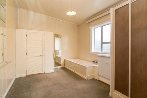 Photo of property in 14 Neill Street, Green Island, Dunedin, 9018