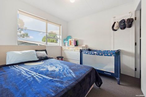 Photo of property in 78 Reynella Drive, Massey, Auckland, 0614
