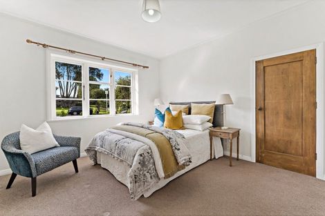 Photo of property in 1 Massey Avenue, Greenlane, Auckland, 1061
