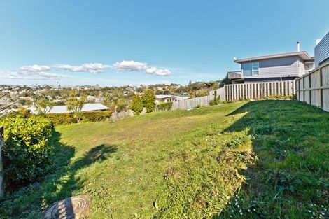 Photo of property in 2/15 Speedy Crescent, Hillcrest, Auckland, 0627