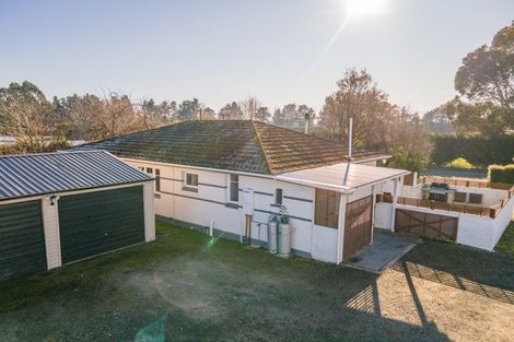 Photo of property in 14 Bathgates Road, Waimate, 7980