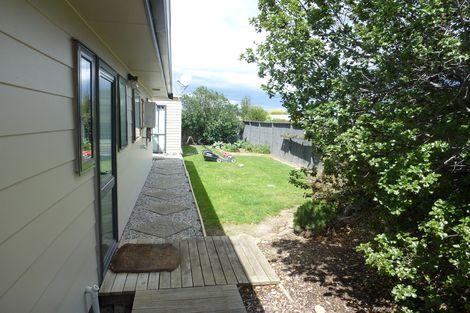 Photo of property in 35 Shields Street, Clyde, 9330