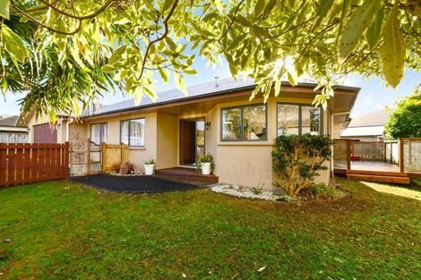 Photo of property in 1 Hoyte Place, Pukehangi, Rotorua, 3015