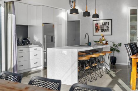 Photo of property in 227 Lakes Boulevard, Pyes Pa, Tauranga, 3112