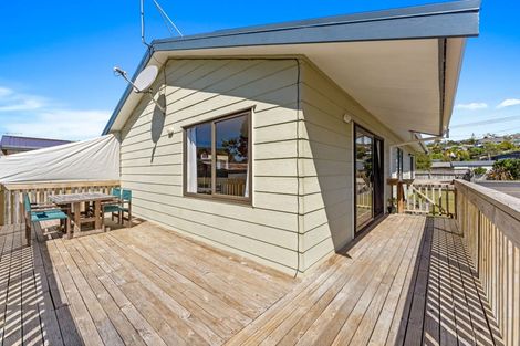 Photo of property in 124 Brightside Road, Stanmore Bay, Whangaparaoa, 0932