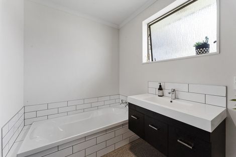 Photo of property in 1024 Mountain Road, Waiongana, Inglewood, 4389