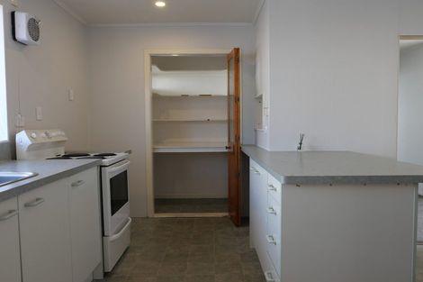 Photo of property in 28 Kapiti Road, Paraparaumu, 5032