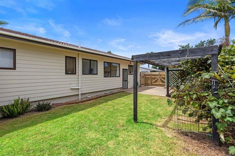 Photo of property in 320 Papamoa Beach Road, Papamoa Beach, Papamoa, 3118