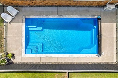 Photo of property in 6 Madeira Close, Papamoa Beach, Papamoa, 3118