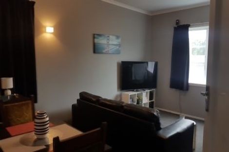 Photo of property in 2/2 Emerson Street, Petone, Lower Hutt, 5012