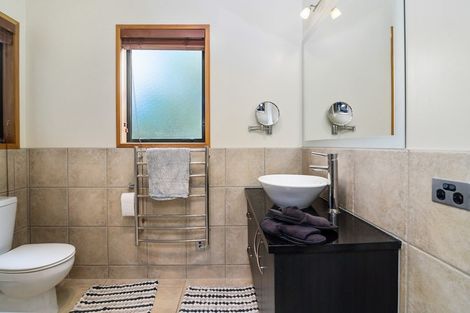 Photo of property in 297 Spencer Road, Lake Tarawera, Rotorua, 3076