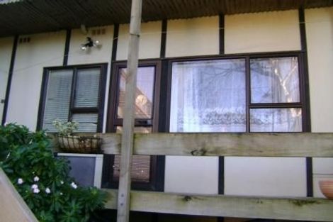 Photo of property in 8a/199 Grant Road, Thorndon, Wellington, 6011