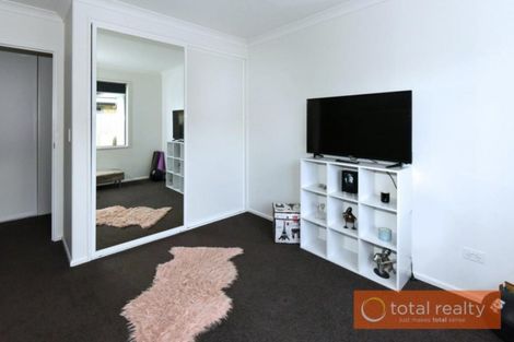 Photo of property in 33 Whincops Road, Halswell, Christchurch, 8025