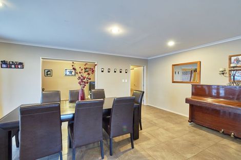 Photo of property in 23 Walnut Grove, Kelvin Grove, Palmerston North, 4414