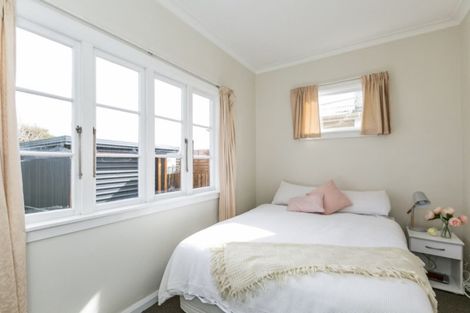 Photo of property in 1111a Heretaunga Street East, Parkvale, Hastings, 4122