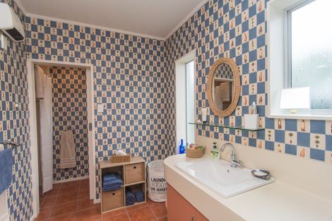 Photo of property in 207 Otipua Road, West End, Timaru, 7910