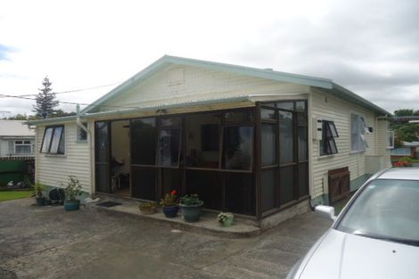 Photo of property in 8 Station Street, Tirau, 3410