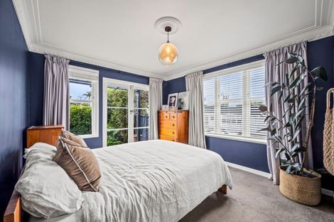 Photo of property in 1/254 Meola Road, Point Chevalier, Auckland, 1022