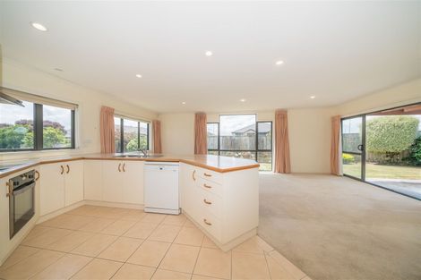 Photo of property in 6 Virginia Grove, Milson, Palmerston North, 4414