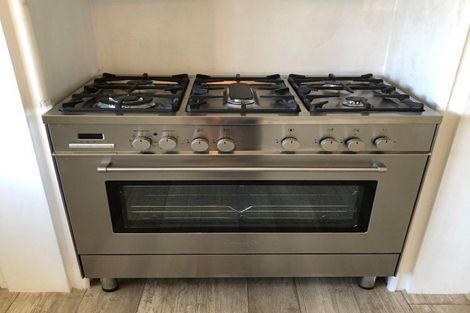 Photo of property in 28 Church Street, Hampstead, Ashburton, 7700