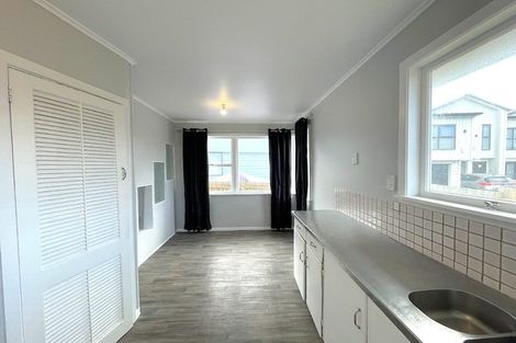 Photo of property in 12 Jenkins Place, Manurewa East, Auckland, 2102