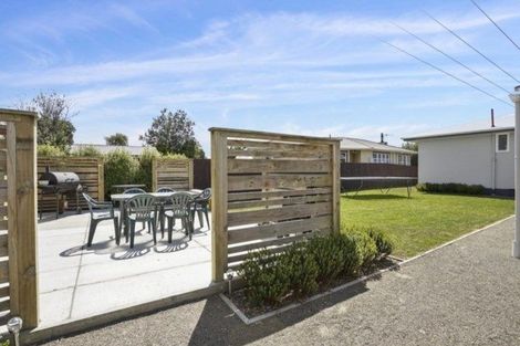 Photo of property in 6 Tararua Terrace, Cloverlea, Palmerston North, 4412