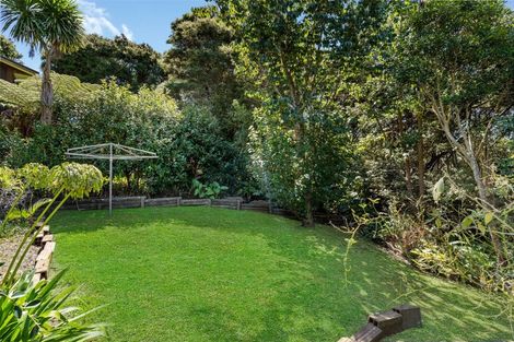 Photo of property in 1/8 Odette Road, Totara Vale, Auckland, 0629