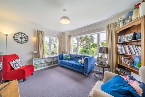 Photo of property in 26 Tuatoru Street, Eastbourne, Lower Hutt, 5013