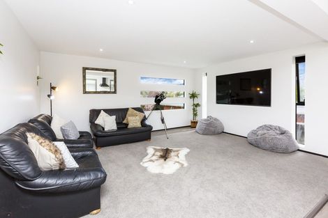 Photo of property in 12c Lane Street, Wallaceville, Upper Hutt, 5018