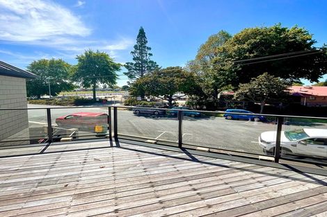 Photo of property in 2/105 Seddon Road, Frankton, Hamilton, 3204